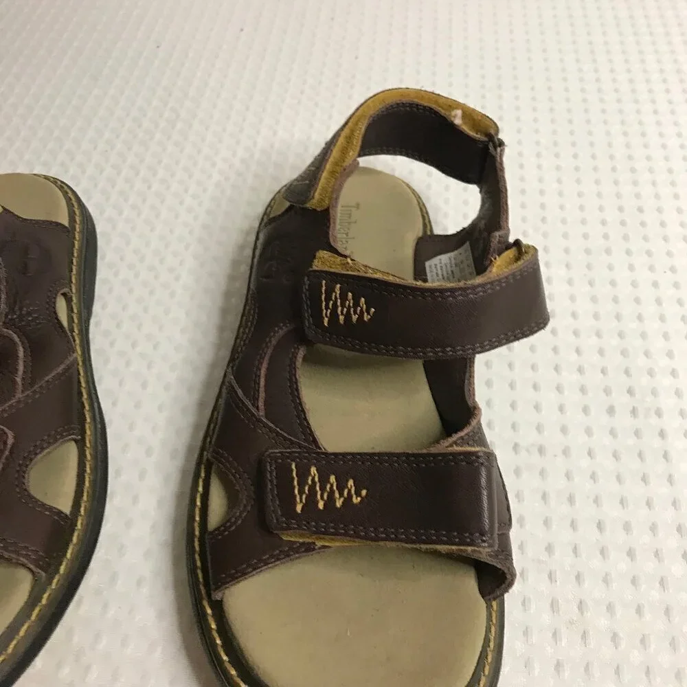 TIMBERLAND KIDS SANDAL SIZE 4 NEW